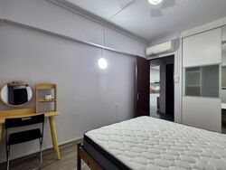 Blk 210 Bedok Town Centre (Bedok), HDB 3 Rooms #586670321